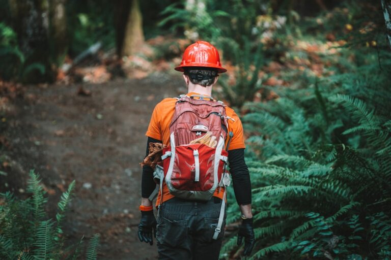The Best Hydration Packs for Long Distance Hikes
